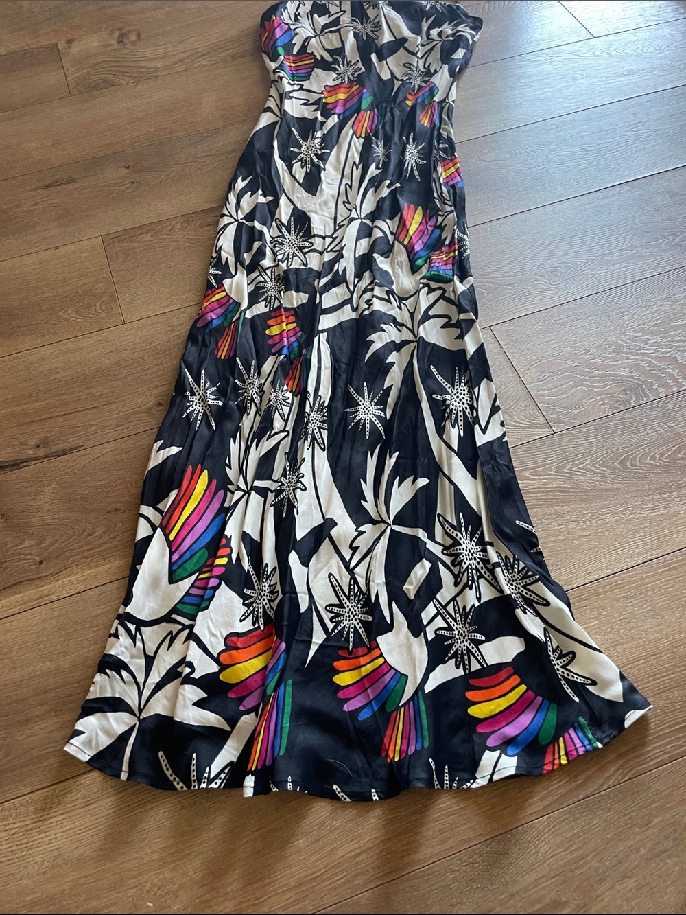 FARM Rio Black Maxi Dress with Cream Floral and Rainbow Motifs - Picture 4 of 6